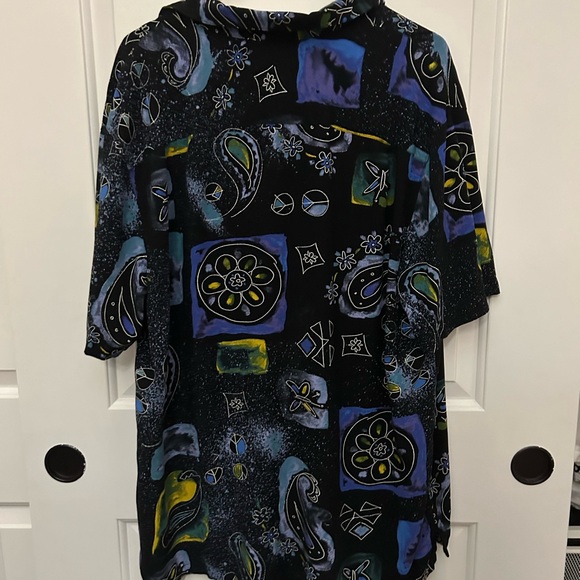 urbanoutfitters multicolored button down shirt - Picture 3 of 3